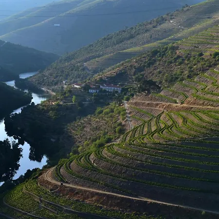 Casas De Pousadouro *