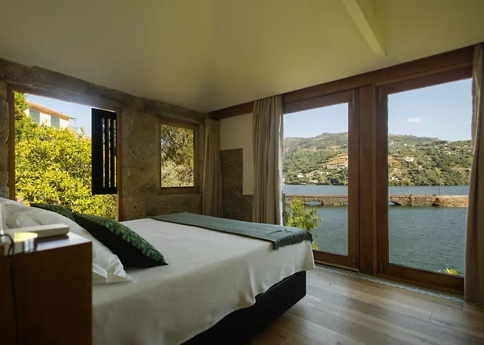 Casas De Pousadouro * Baião