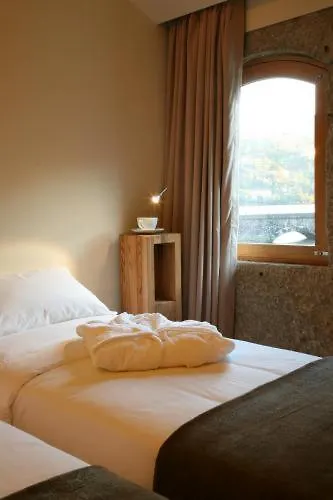 Landhuis Casas De Pousadouro *