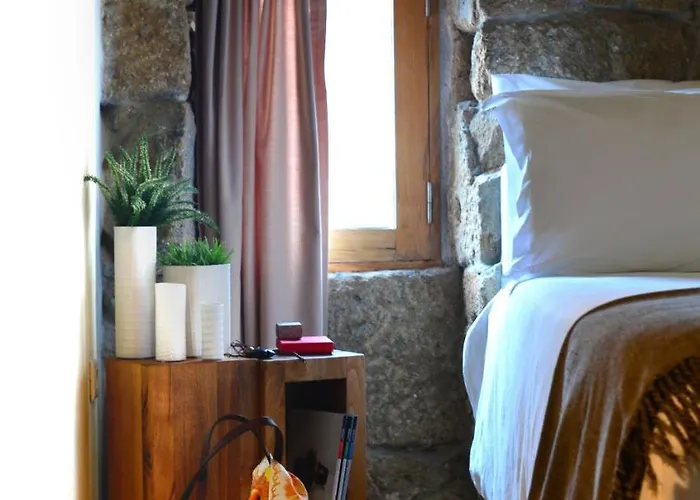 컨트리하우스 Casas De Pousadouro *